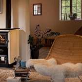 Kuchnia węglowa Moravia TP 9114 Sofie z widocznym ogniem