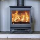 Duży wolnostojący piec Charnwood Cranmore 7 o mocy 7 kW