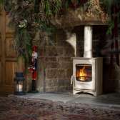 Wolnostojący piec kominkowy o mocy 4,8kW Charnwood C-Four