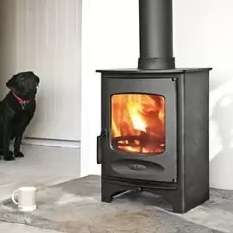 Stylowy, wolnostojący piec na drewno C-Six firmy Charnwood